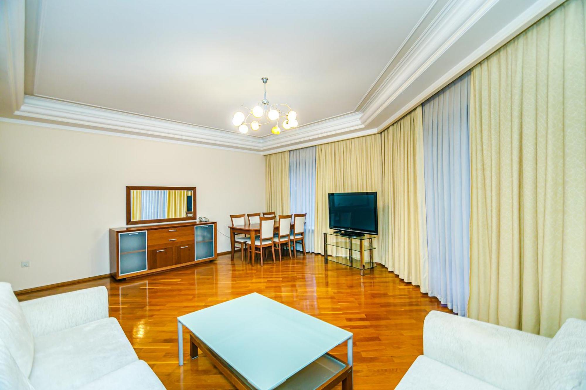 Appartamento Delux Apartament In Center Baky Esterno foto