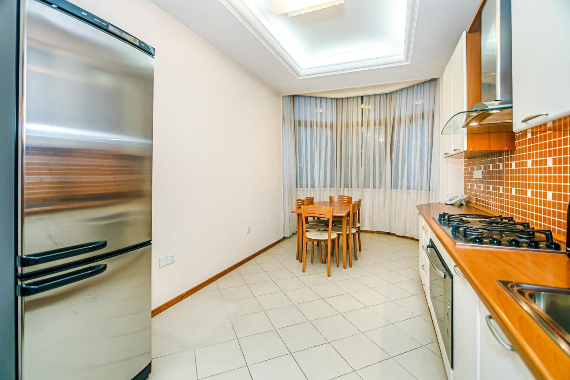 Appartamento Delux Apartament In Center Baky Esterno foto